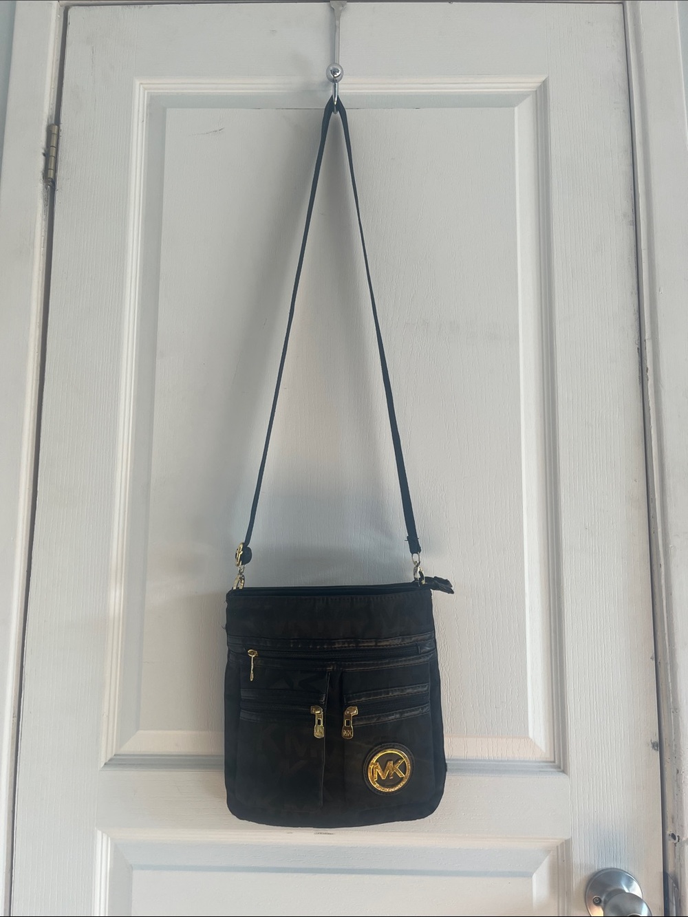 Michael Kors Black Crossbody Messenger with Gold Accents - Picture 1 of 8